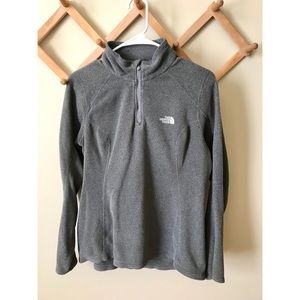 The North Face half zip fleece pullover size M